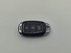 Hyundai Elantra 1.5L CVT LUX Premium Edition - фото 19