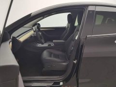 Tesla Model Y rear-wheel drive version - фото 10