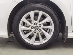Toyota Camry 2.0G Deluxe Edition - фото 17