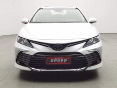 Toyota Camry 2.0G Deluxe Edition - фото 3