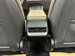 Tesla Model Y long-range all-wheel drive version - фото 19