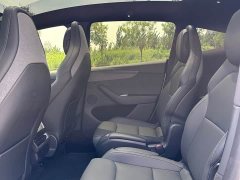 Tesla Model Y L 2025 long-range all-wheel drive version - фото 7