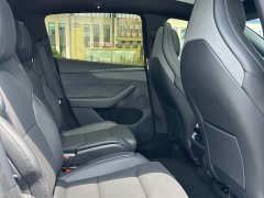 Tesla Model Y L 2025 long-range all-wheel drive version - фото 9