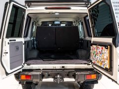 Toyota Land Cruiser (imported) LC76 4.0L automatic - фото 18
