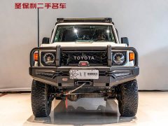 Toyota Land Cruiser (imported) LC76 4.0L automatic - фото 2