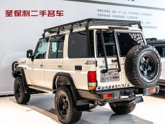 Toyota Land Cruiser (imported) LC76 4.0L automatic - фото 3