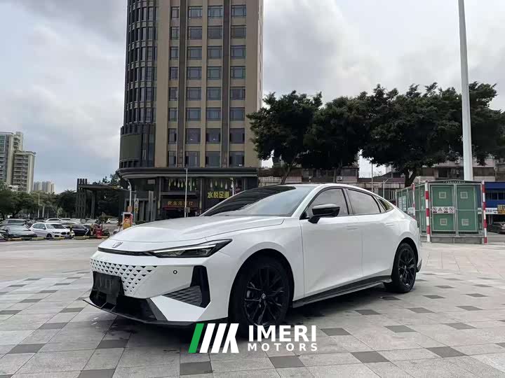 Changan UNI-V 1.5T 500Bar Premium Type - автомобиль из Китая