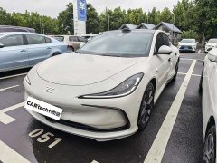 IM Motors Zhiji L6 Max Standard Edition - фото 1