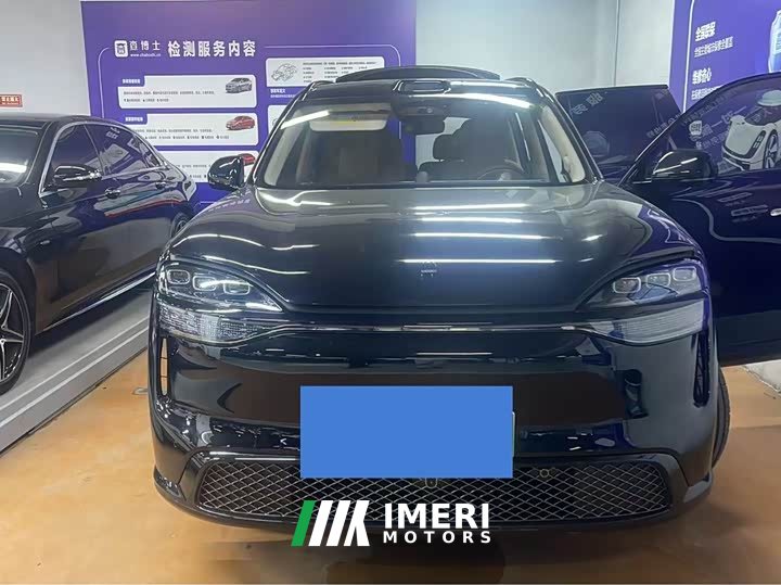 AITO Wenjie M9 extended range Ultra version 6 seats - автомобиль из Китая