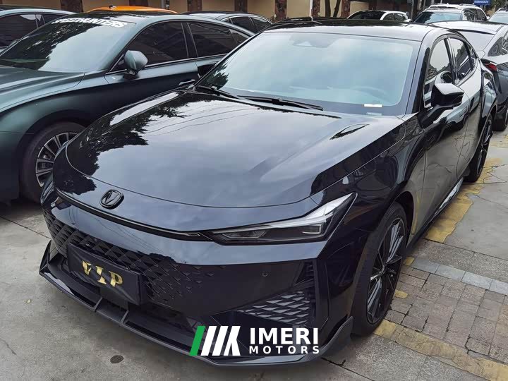 Changan UNI-V 1.5T noble sports - автомобиль из Китая
