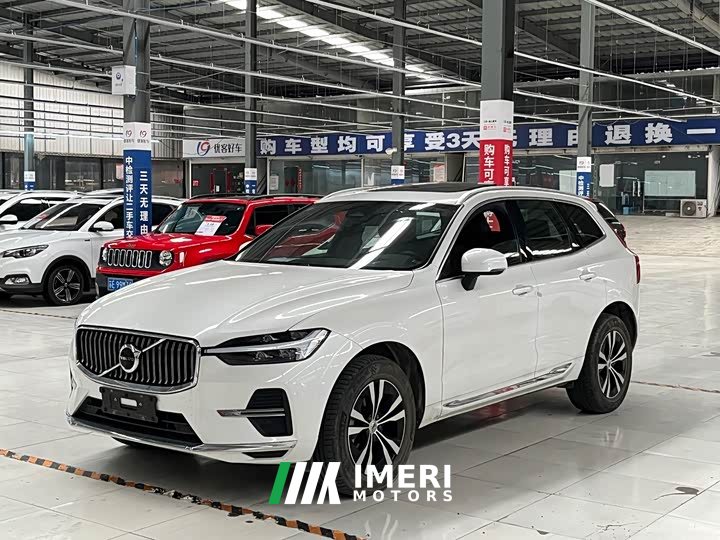 Volvo XC60 2025 B5 four-wheel drive Zhiyi Luxury Edition - автомобиль из Китая
