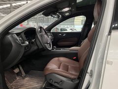Volvo XC60 2025 B5 four-wheel drive Zhiyi Luxury Edition - фото 7