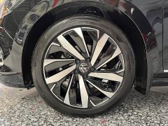 Volkswagen Passat Outstanding 330TSI Elite Edition - фото 15