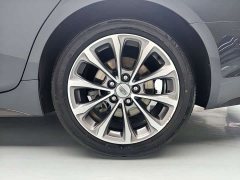 Cadillac CT5 28T leading sports - фото 8