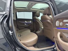 Mercedes-Benz E-Class E 300 L Premium - фото 17