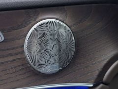 Mercedes-Benz E-Class E 300 L Premium - фото 19
