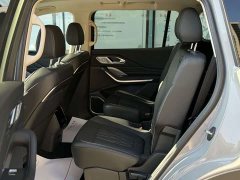 Hongqi HS7 PHEV 2.0T PHEV four-wheel drive flag collar version 6 seats - фото 14