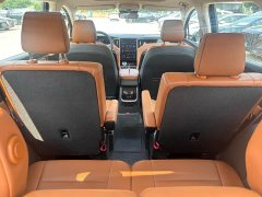 Hongqi HS7 PHEV 2.0T PHEV four-wheel drive 2 million units commemorative edition 6 seats - фото 11