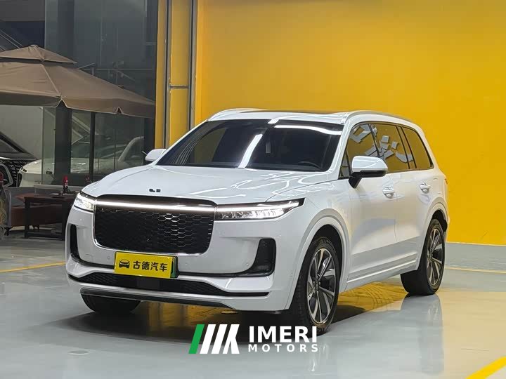 Li Auto Ideal ONE 2021 extended range 6-seater version - автомобиль из Китая