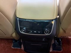 Li Auto Ideal ONE 2021 extended range 6-seater version - фото 14