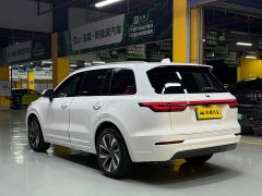 Li Auto Ideal ONE 2021 extended range 6-seater version - фото 7