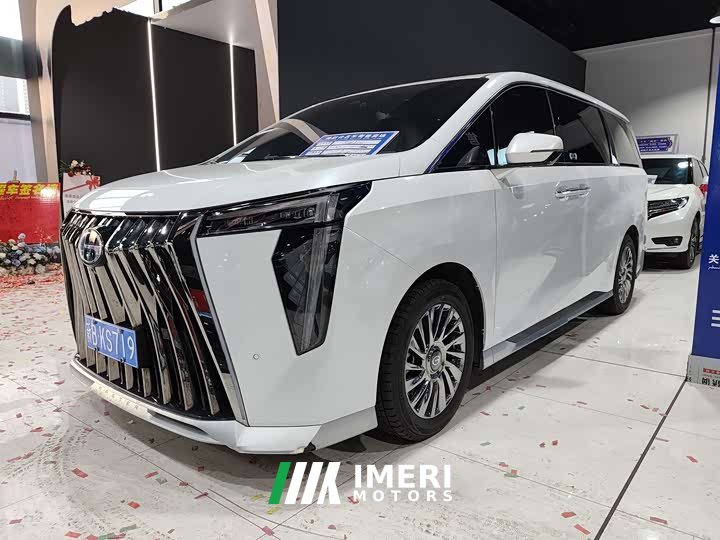 GAC M8 Flagship Edition - автомобиль из Китая