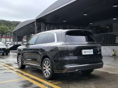AITO Wenjie M8 2025 pure electric Max five-seat long-range version (896-line lidar) - фото 6