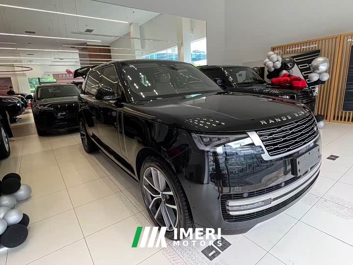 Land Rover Range Rover 3.0 L6 400PS HSE long axis version