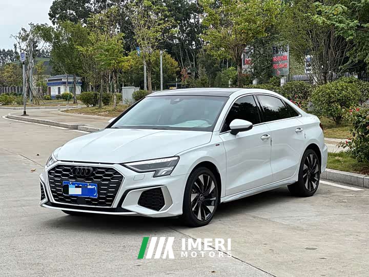 Audi A3 A3L Limousine 35 TFSI Fashionable and Sporty - автомобиль из Китая