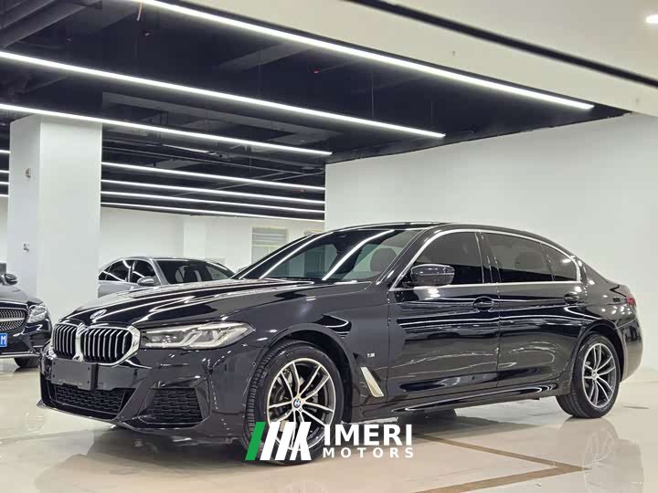 BMW 5 Series 2022 525Li M Sports Package - автомобиль из Китая