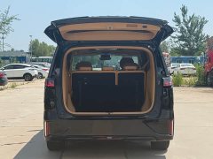 Voyah Lantu Dreamer PHEV Extra Long Range Premium Edition - фото 10