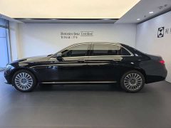 Mercedes-Benz E-Class E 300 L Luxury - фото 4