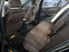 BMW 5 Series facelift 530Li leading luxury package - фото 8