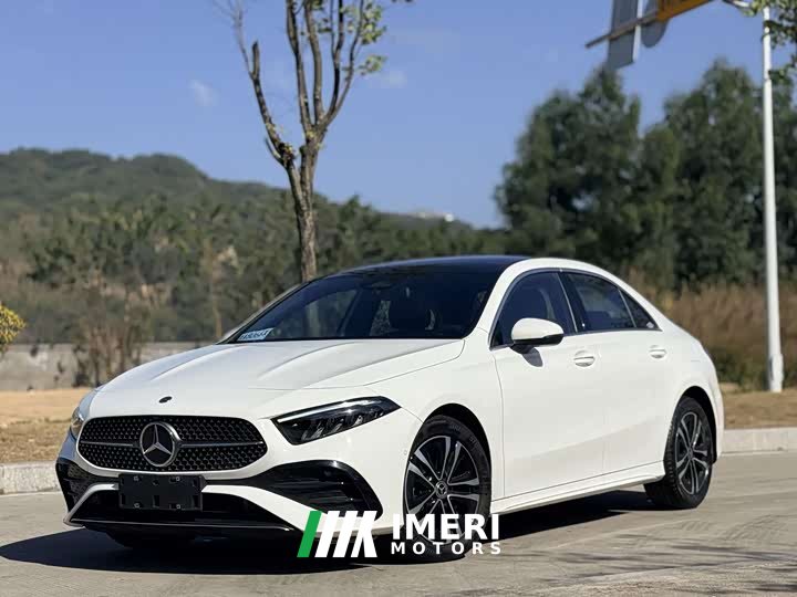 Mercedes-Benz A-Class 2023 A 200 L Dynamic - автомобиль из Китая