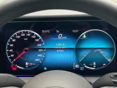 Mercedes-Benz E-Class facelift E 300 L sporty and stylish - фото 18