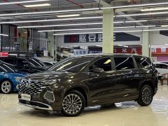 Audi 270TGDi LUX Premium Edition - фото 1