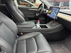 Tesla Model Y standard range rear-wheel drive version - фото 10
