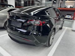 Tesla Model Y standard range rear-wheel drive version - фото 15