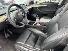 Tesla Model Y standard range rear-wheel drive version - фото 4