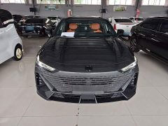 Changan UNI-V 2022 1.5T premium - фото 3