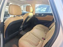 Hongqi HS5 2.0T four-wheel drive flag collar Pro version - фото 5