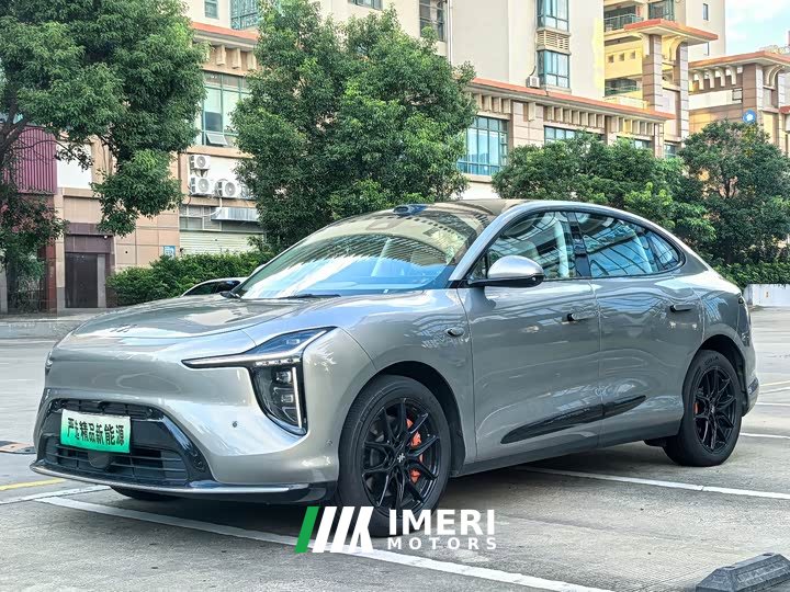 IM Motors Zhiji LS6 2026 Pure Electric Max - автомобиль из Китая