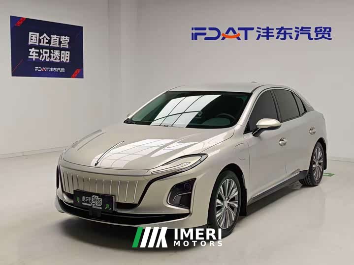 Hongqi E-QM5 610km PLUS - автомобиль из Китая