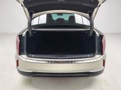 Hongqi E-QM5 610km PLUS - фото 10