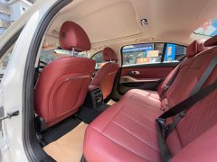 BMW 3 Series 320Li M Sports Package - фото 8