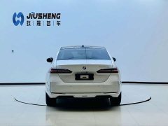 BMW 5 Series 525Li Luxury Package - фото 5