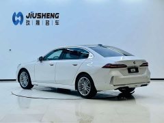 BMW 5 Series 525Li Luxury Package - фото 6
