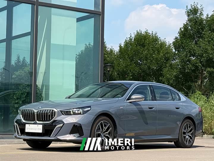 BMW i5 eDrive 35L Exclusive M Sports Package