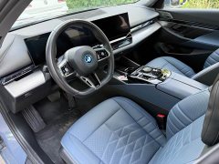 BMW i5 eDrive 35L Exclusive M Sports Package - фото 3