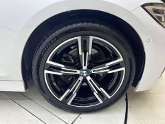 BMW 3 Series facelift 325i M Sports Package - фото 17